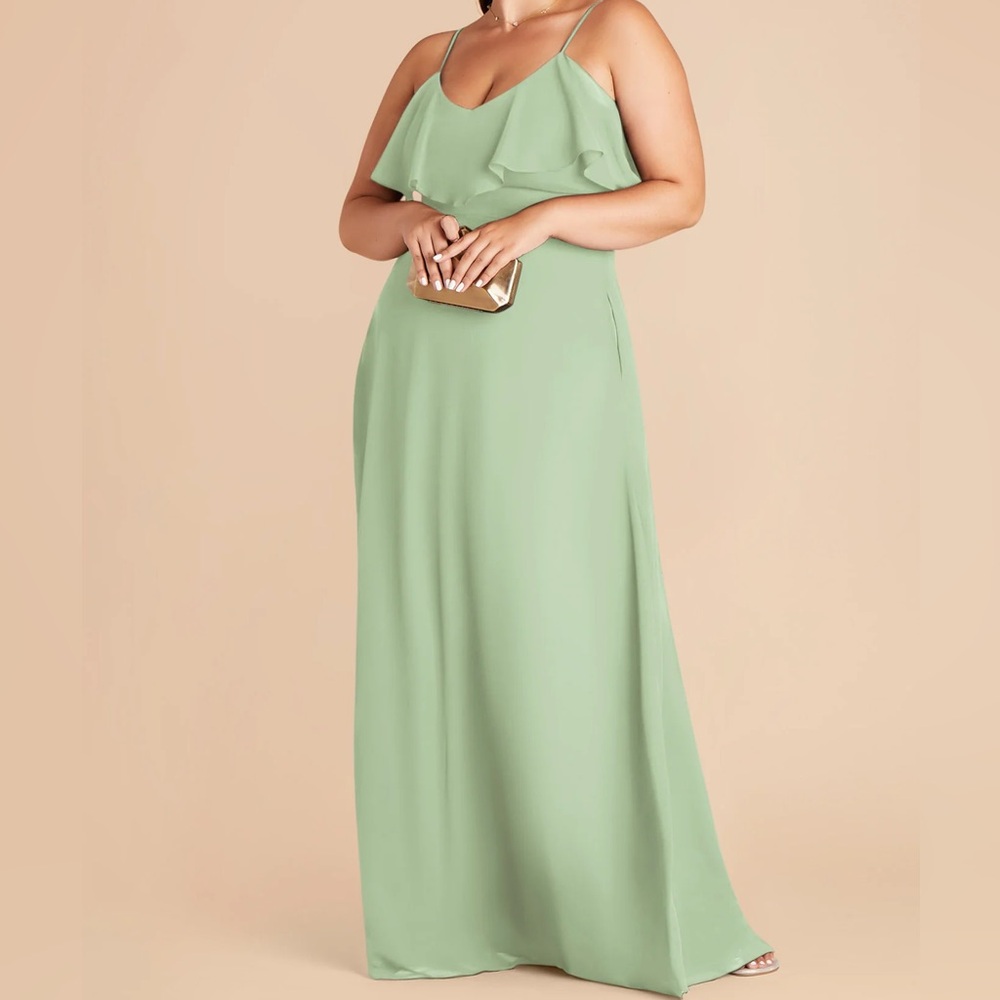 Sunday in Brooklyn- Chic Green Maxi Dress Size Medium